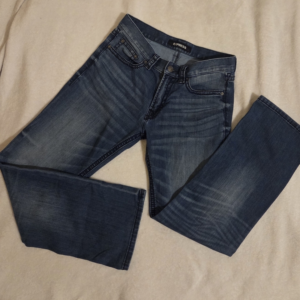 Express Women Classic Blue Straight Jeans